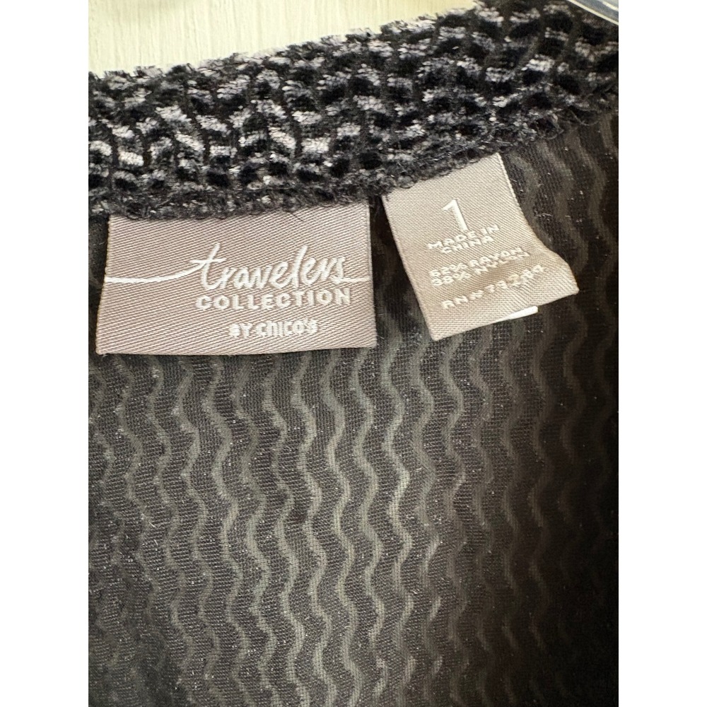 Chicos Travelers Collection Black Silver Textured Open Front Cardigan Size 1 M - Picture 3 of 9